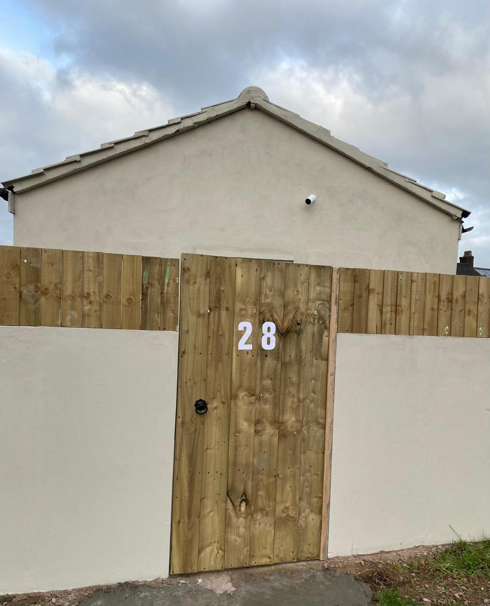 A Spacious Double Bed Studio Stoke-on-Trent Екстер'єр фото